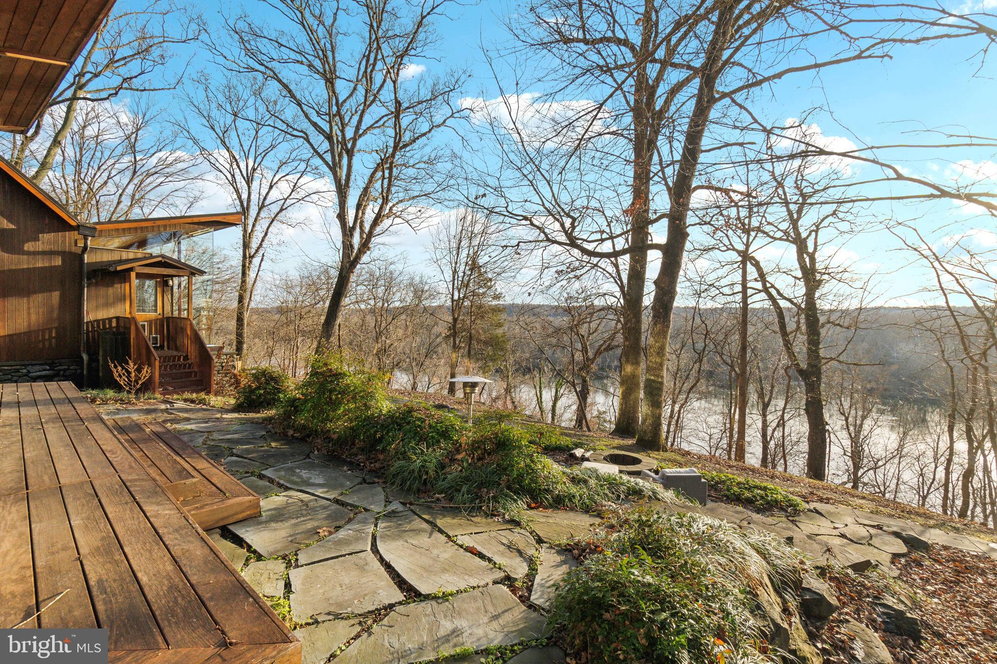 11540 Springridge Road Potomac, MD 20854 - Photo 29 of 35 a view of backyard space
