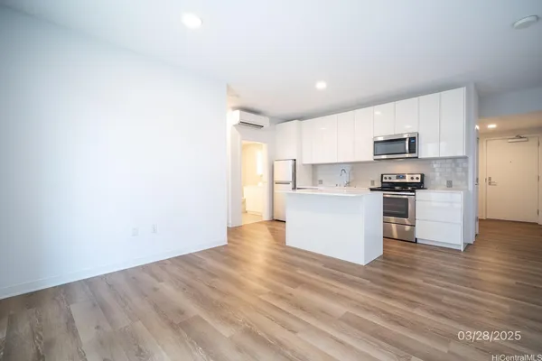 $3,400 | 987 Queen Street, Unit 604, Honolulu, HI 96814