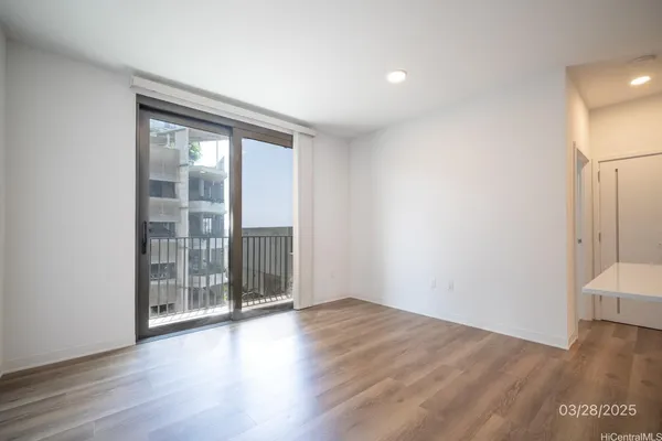 $3,400 | 987 Queen Street, Unit 604, Honolulu, HI 96814