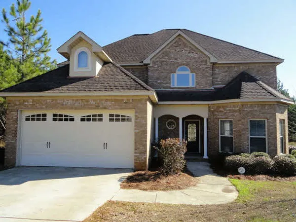 $2,300 | 30058 Persimmon Drive, Daphne, AL 36527