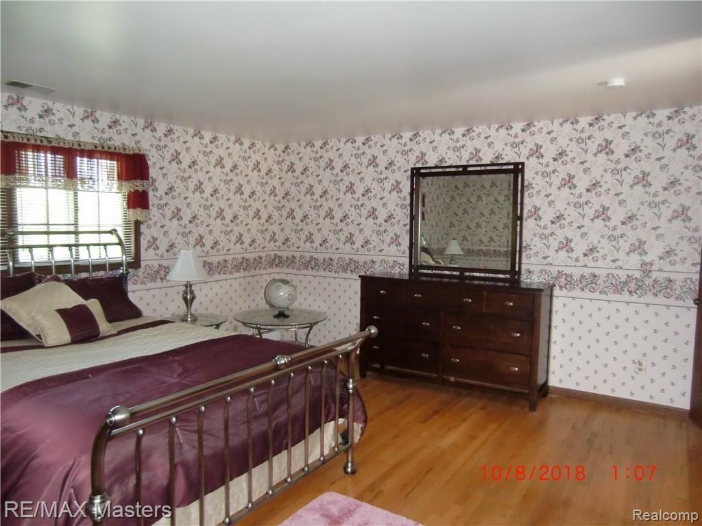 28525 Brandes Road Flat Rock, MI 48134 - Photo 22 of 29 CIMG3969.JPG