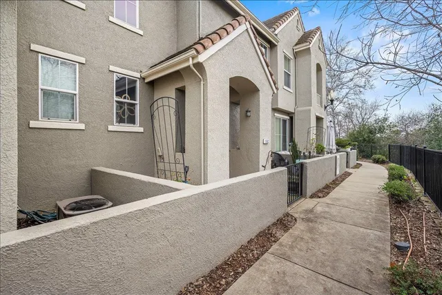 $455,000 | 1902 Esplanade Circle, Folsom, CA 95630