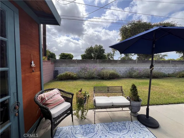 $1,250,000 | 6110 East Walton Street, Long Beach, CA 90815