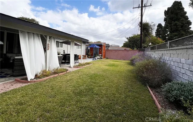 $1,250,000 | 6110 East Walton Street, Long Beach, CA 90815