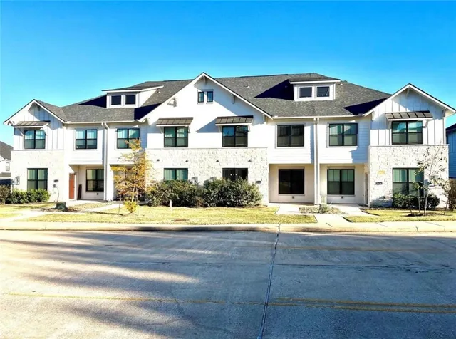 $620 | 2126 Crescent Pointe Parkway, College Station, TX 77845