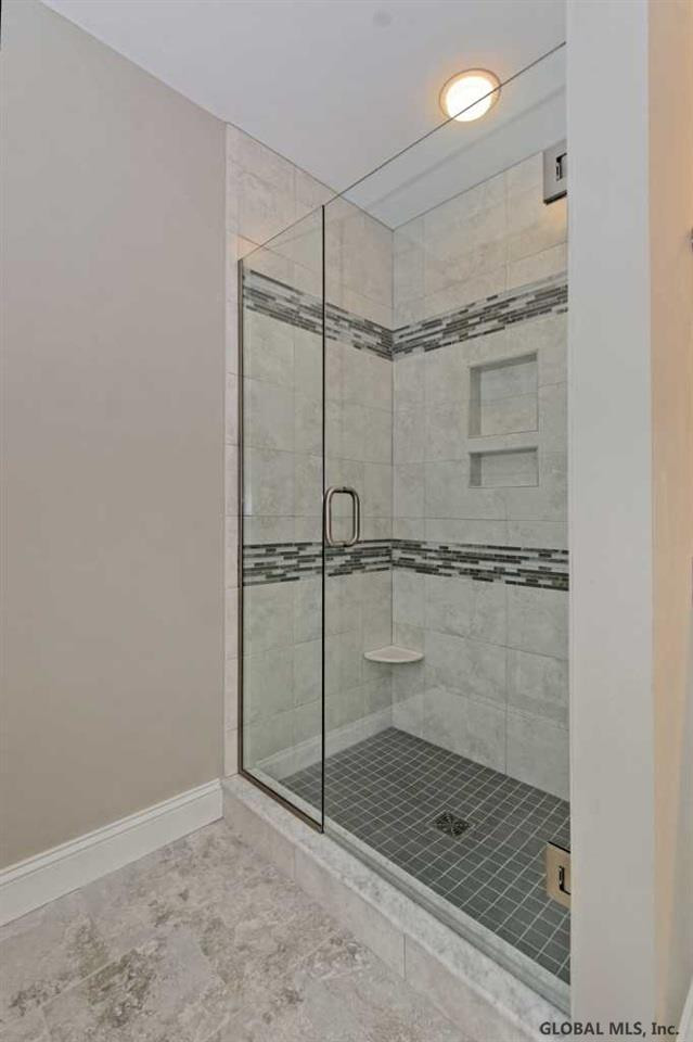 24 Charterpoint Road Colonie, NY 12189 - Photo 15 of 23 Photo 15