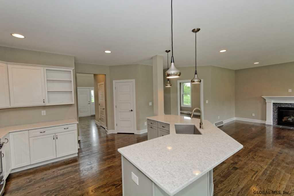 24 Charterpoint Road Colonie, NY 12189 - Photo 6 of 23 Photo 6