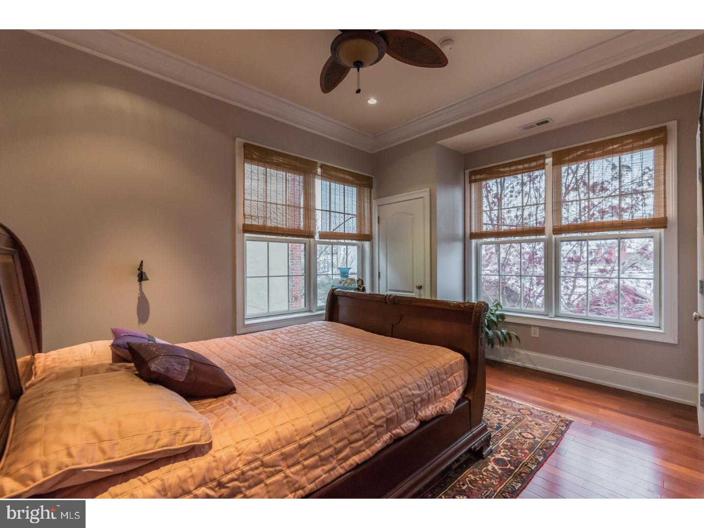 715 Carpenter Street Philadelphia, PA 19147 - Photo 11 of 24 Guest Room