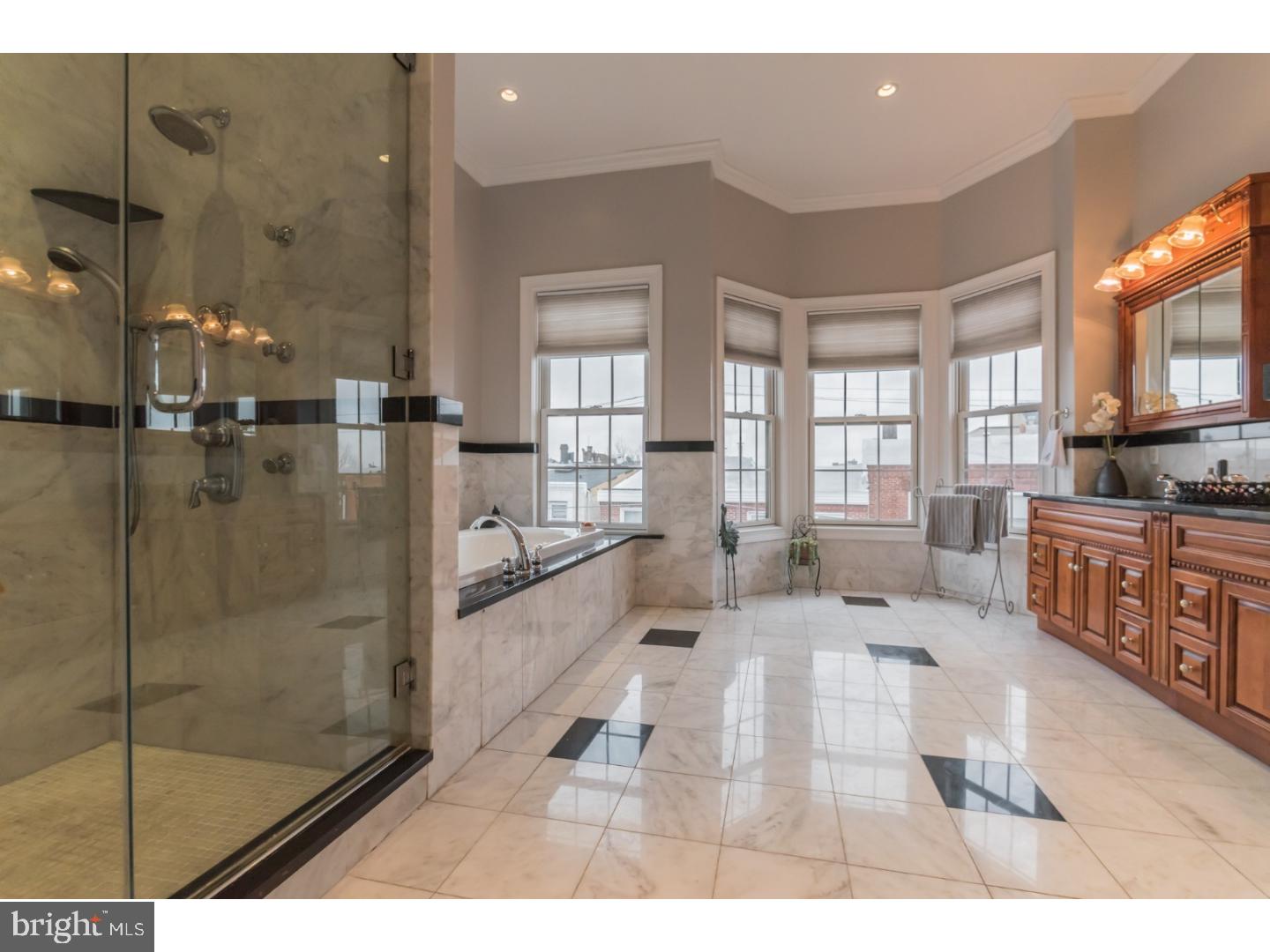 715 Carpenter Street Philadelphia, PA 19147 - Photo 17 of 24 Master Bathroom