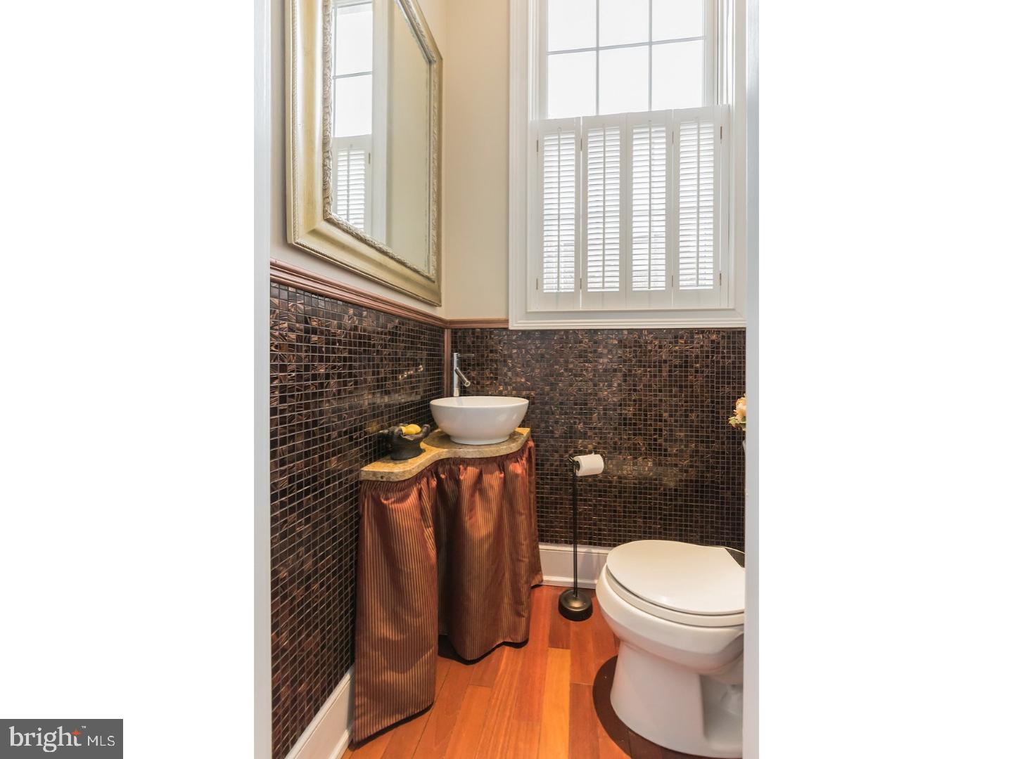 715 Carpenter Street Philadelphia, PA 19147 - Photo 8 of 24