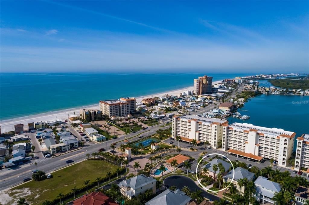 102 Wimbledon Court Redington Shores, FL 33708 - Photo 33 of 66