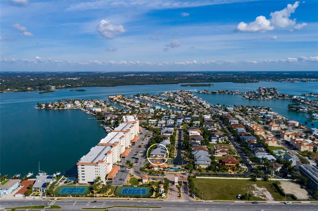 102 Wimbledon Court Redington Shores, FL 33708 - Photo 35 of 66