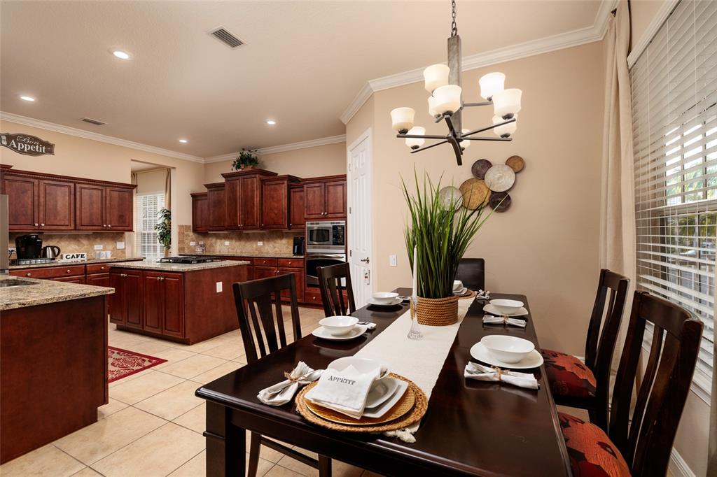 102 Wimbledon Court Redington Shores, FL 33708 - Photo 10 of 66