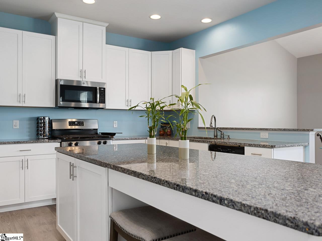 521 Bucklebury Road Greer, SC 29651 - Photo 11 of 33 Gallery Image 11