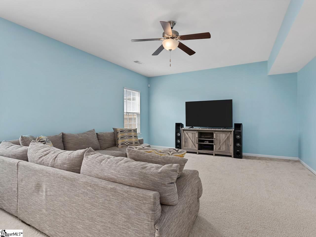 521 Bucklebury Road Greer, SC 29651 - Photo 7 of 33 Gallery Image 7
