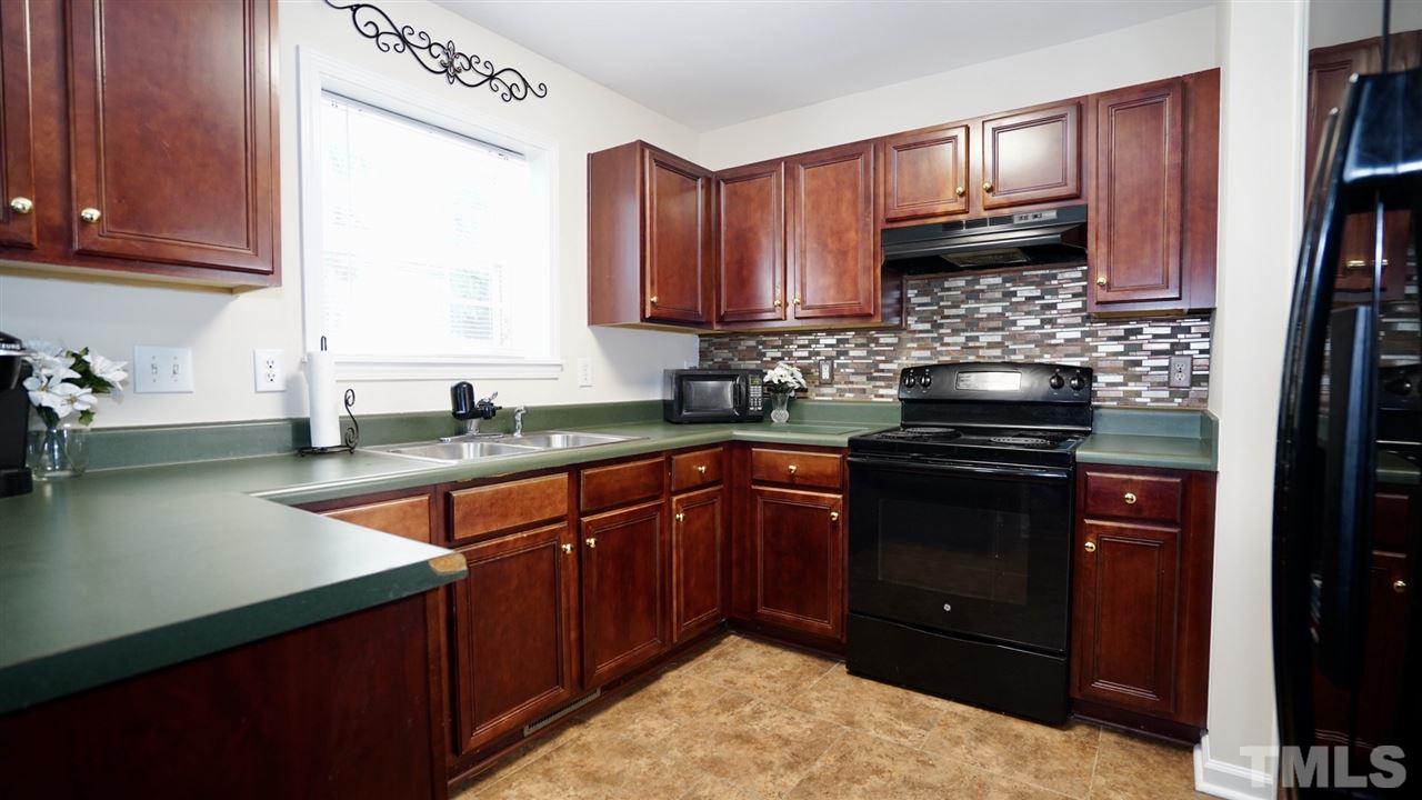 4912 Cupine Court Raleigh, NC 27604 - Photo 5 of 18 Gallery Image 5