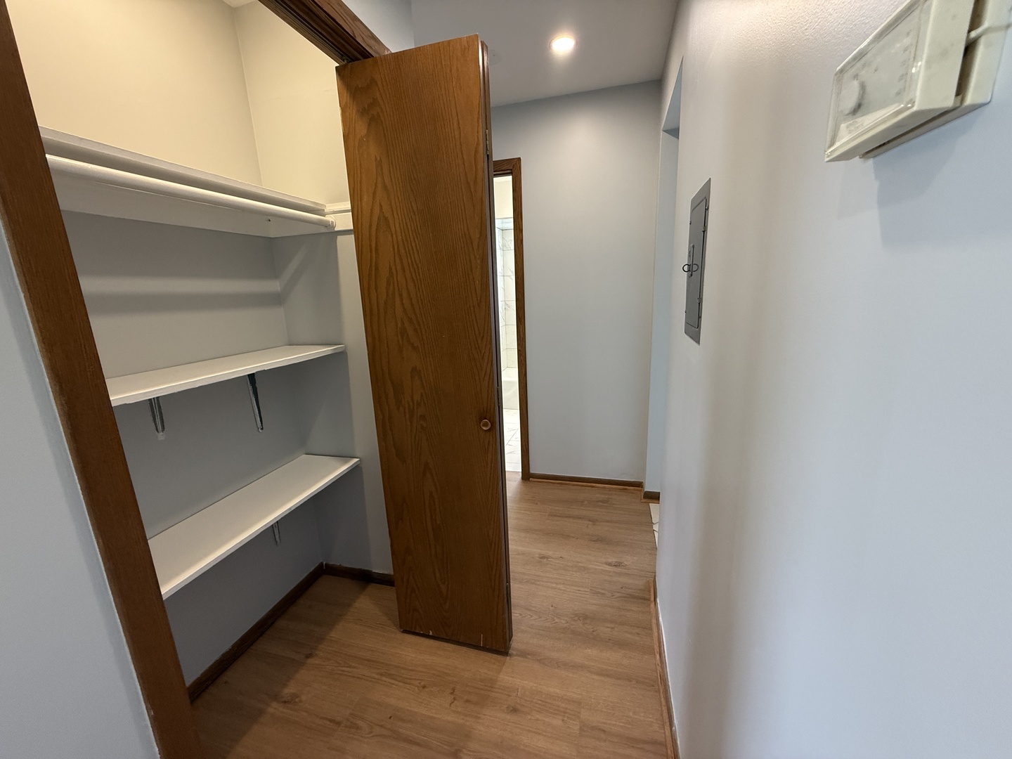 6543 16th Street, Unit 1N Berwyn, IL 60402 - Photo 5 of 11 a view of elevator