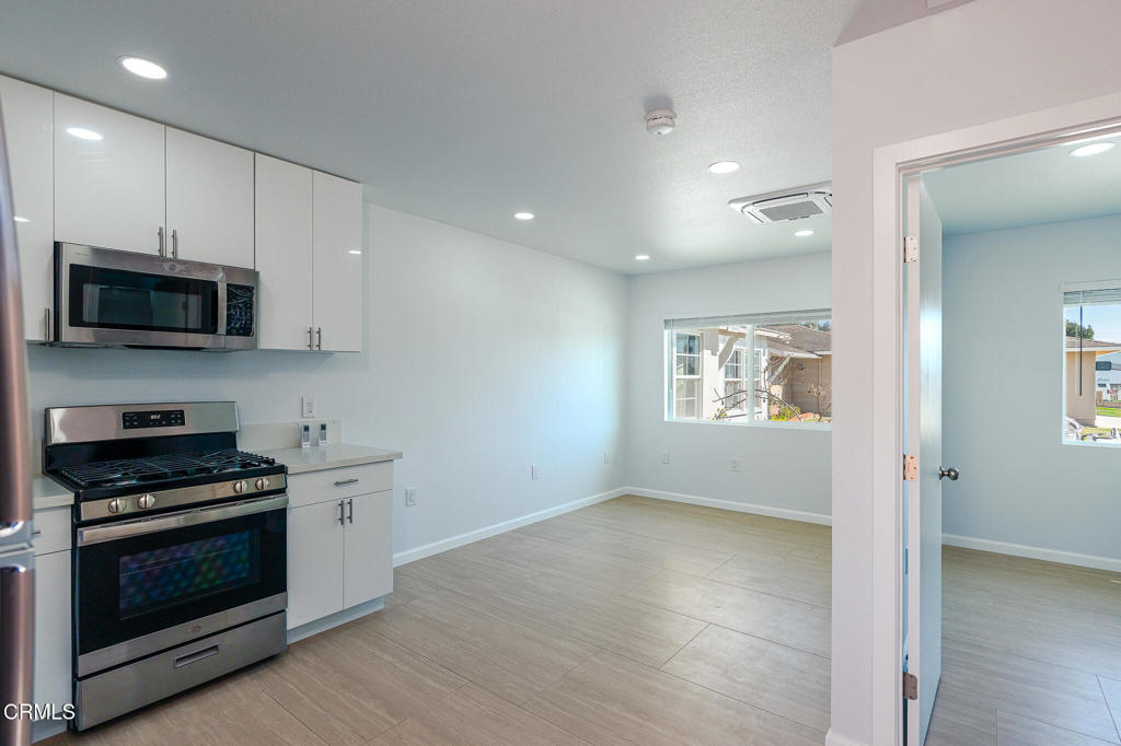 3630 South F Street, Unit 2 Oxnard, CA 93033 - Photo 1 of 17 Gallery Image 1