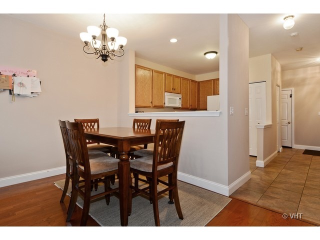 2456 Golf Ridge Circle, Unit 2456 Naperville, IL 60563 - Photo 4 of 10
