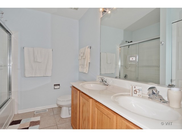 2456 Golf Ridge Circle, Unit 2456 Naperville, IL 60563 - Photo 7 of 10