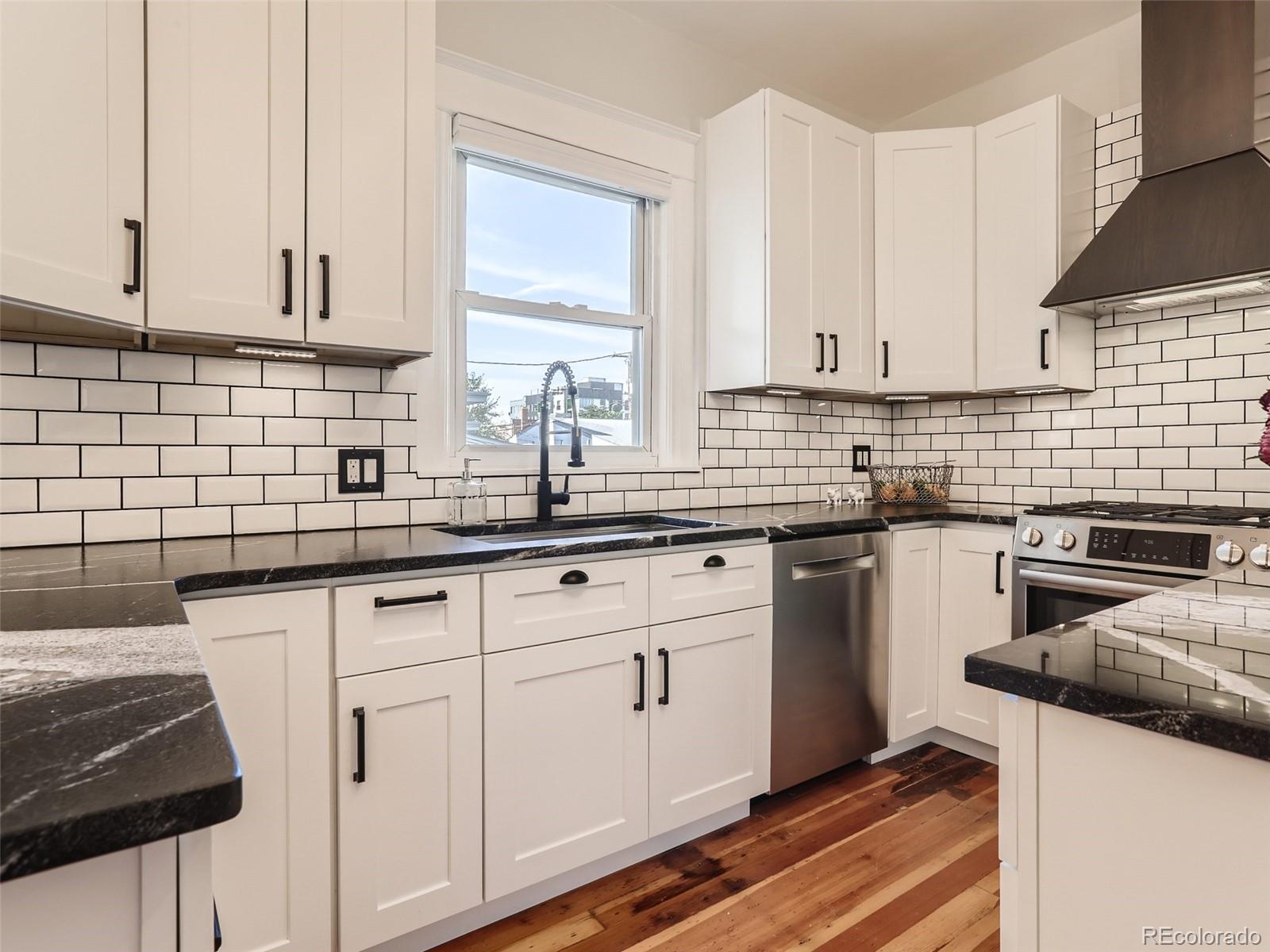 4049 Stuart Street Denver, CO 80212 - Photo 8 of 36