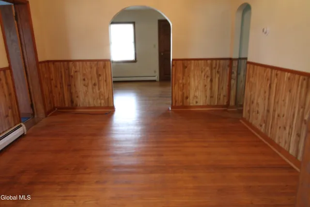 $319,900 | 15 Pawling Avenue, Halfmoon, NY 12118