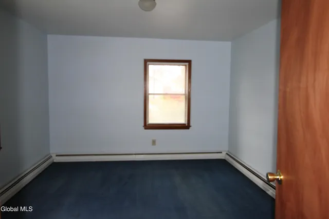 $319,900 | 15 Pawling Avenue, Halfmoon, NY 12118