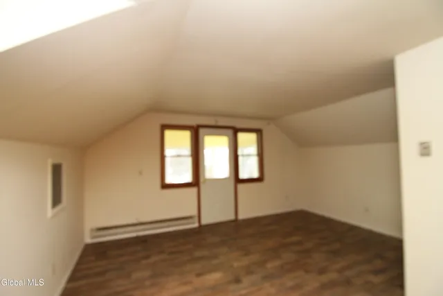 $319,900 | 15 Pawling Avenue, Halfmoon, NY 12118