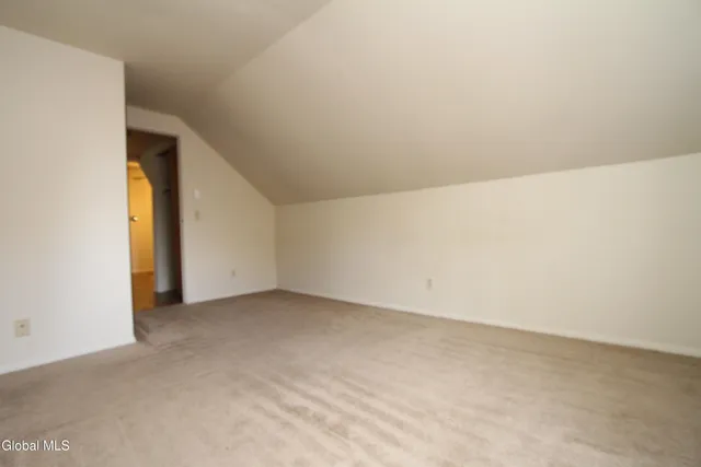 $319,900 | 15 Pawling Avenue, Halfmoon, NY 12118