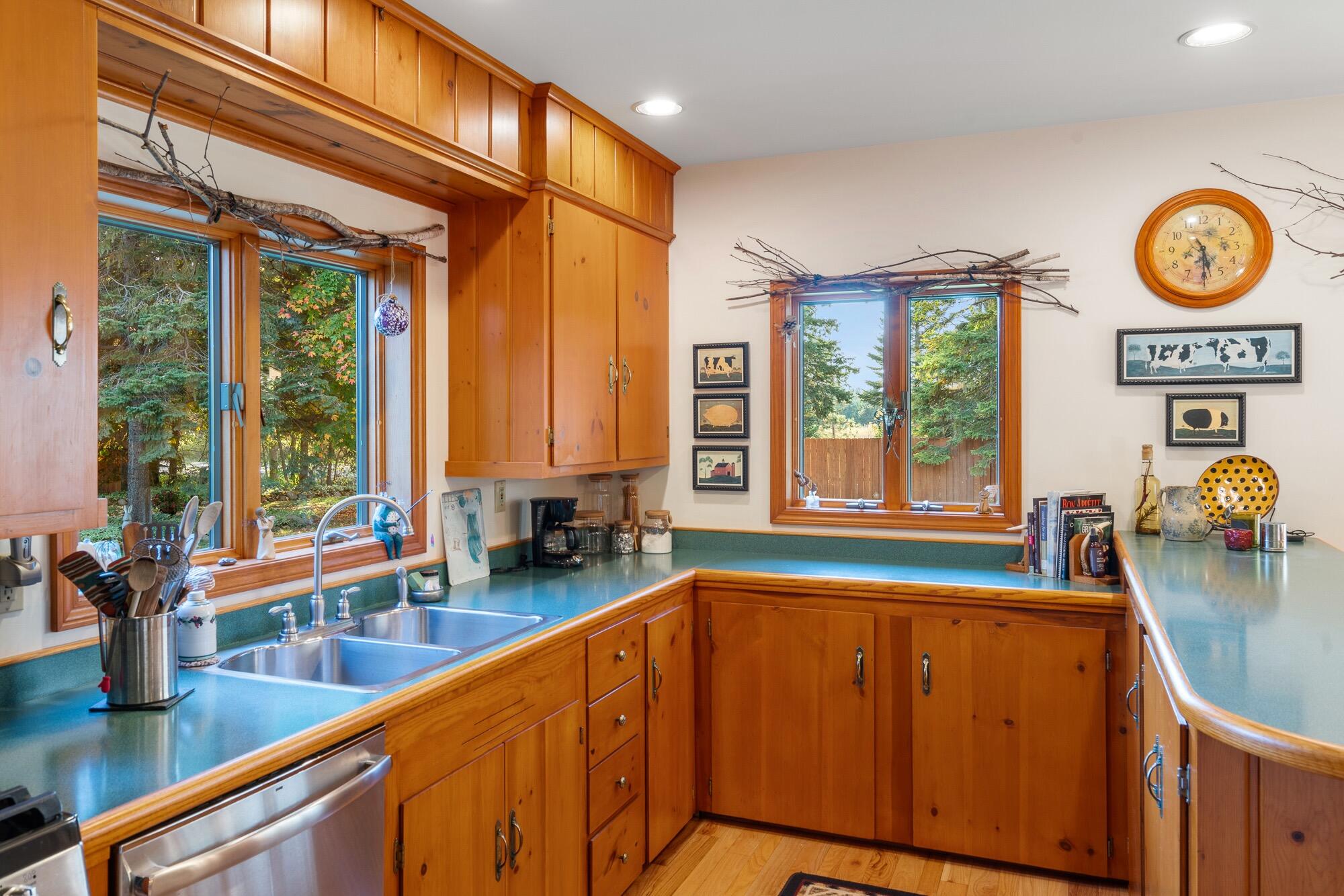 5041 Reams Road Alanson, MI 49706 - Photo 9 of 56 Gallery Image 9