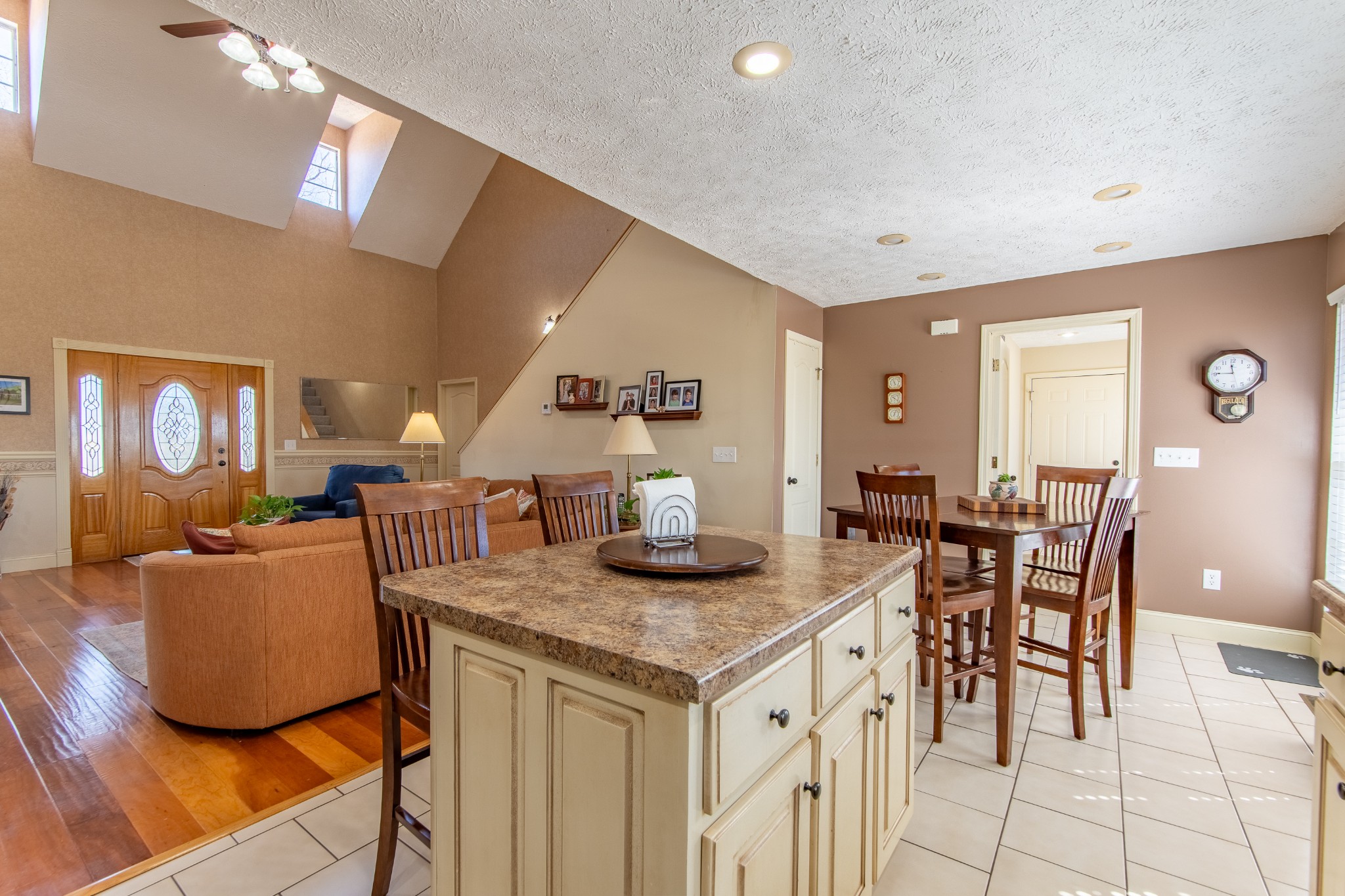 115 Tanyard Circle Adamsville, TN 38310 - Photo 16 of 52 a view of kitchen island with granite countertop living room