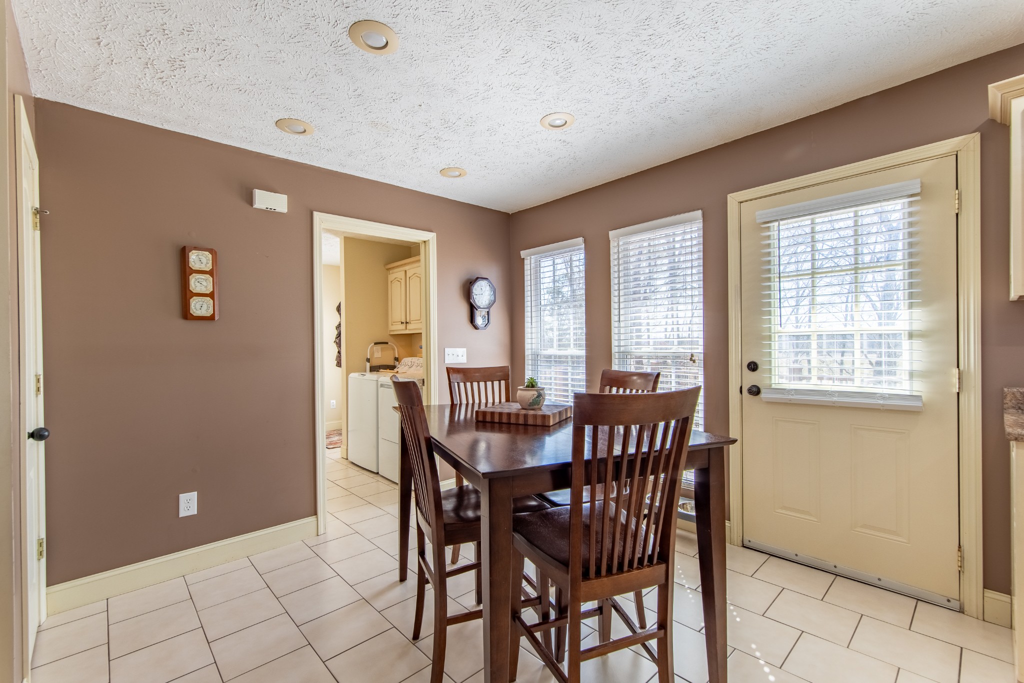 115 Tanyard Circle Adamsville, TN 38310 - Photo 10 of 52 a view of a dining room with furniture and window