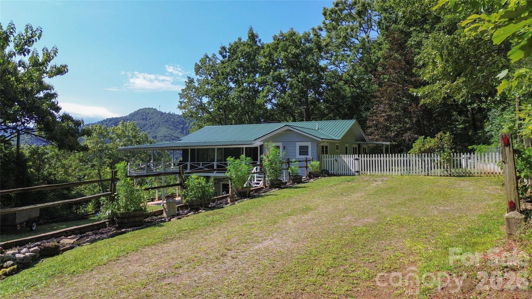 454 Hummingbird Lane Franklin, NC 28734 - Photo 29 of 48