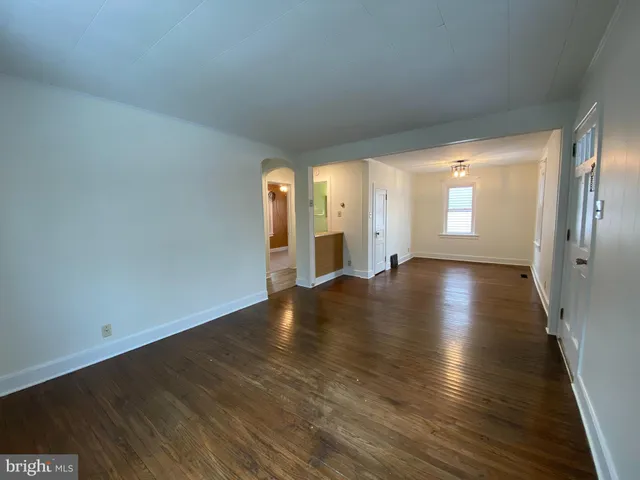 $1,575 | 136 North Spring Garden Street, Carlisle, PA 17013