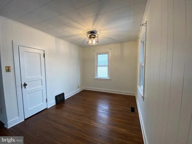 $1,575 | 136 North Spring Garden Street, Carlisle, PA 17013