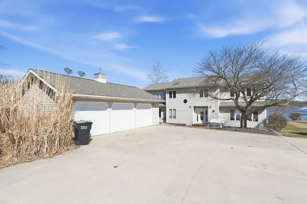 $799,900 | 3665 South 1185 East, Lagrange, IN 46761