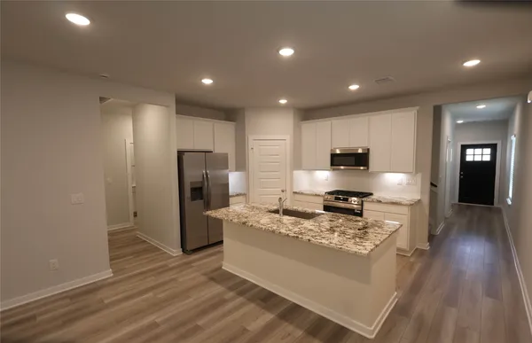 $2,400 | 8587 Blueberry Ash Street, Magnolia, TX 77354