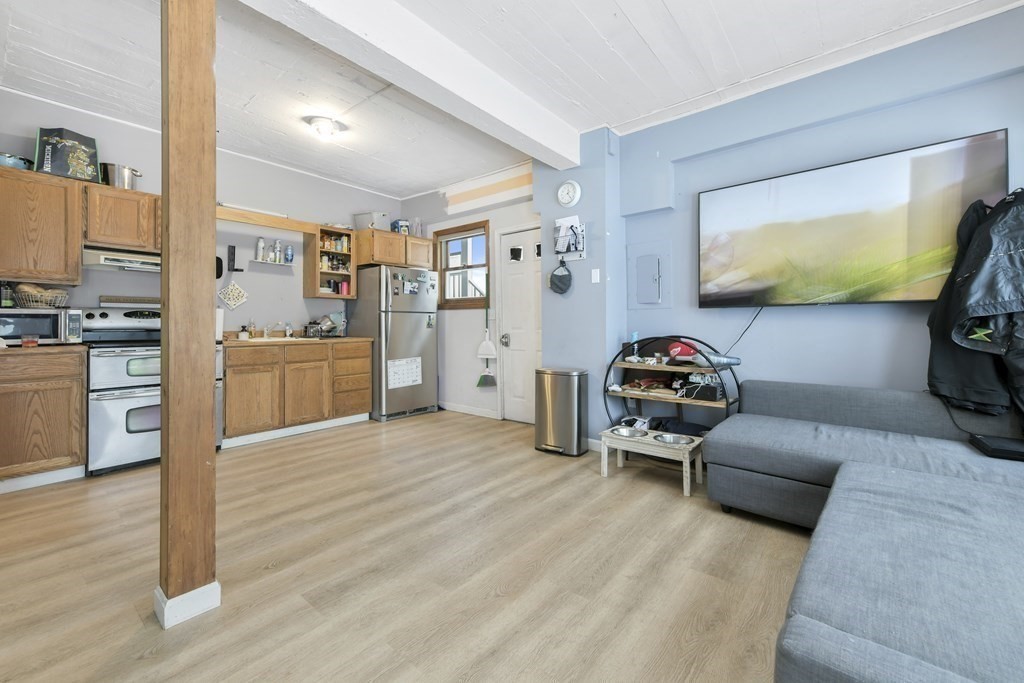 131 Bartlett Road Winthrop, MA 02152 - Photo 36 of 40 Gallery Image 36