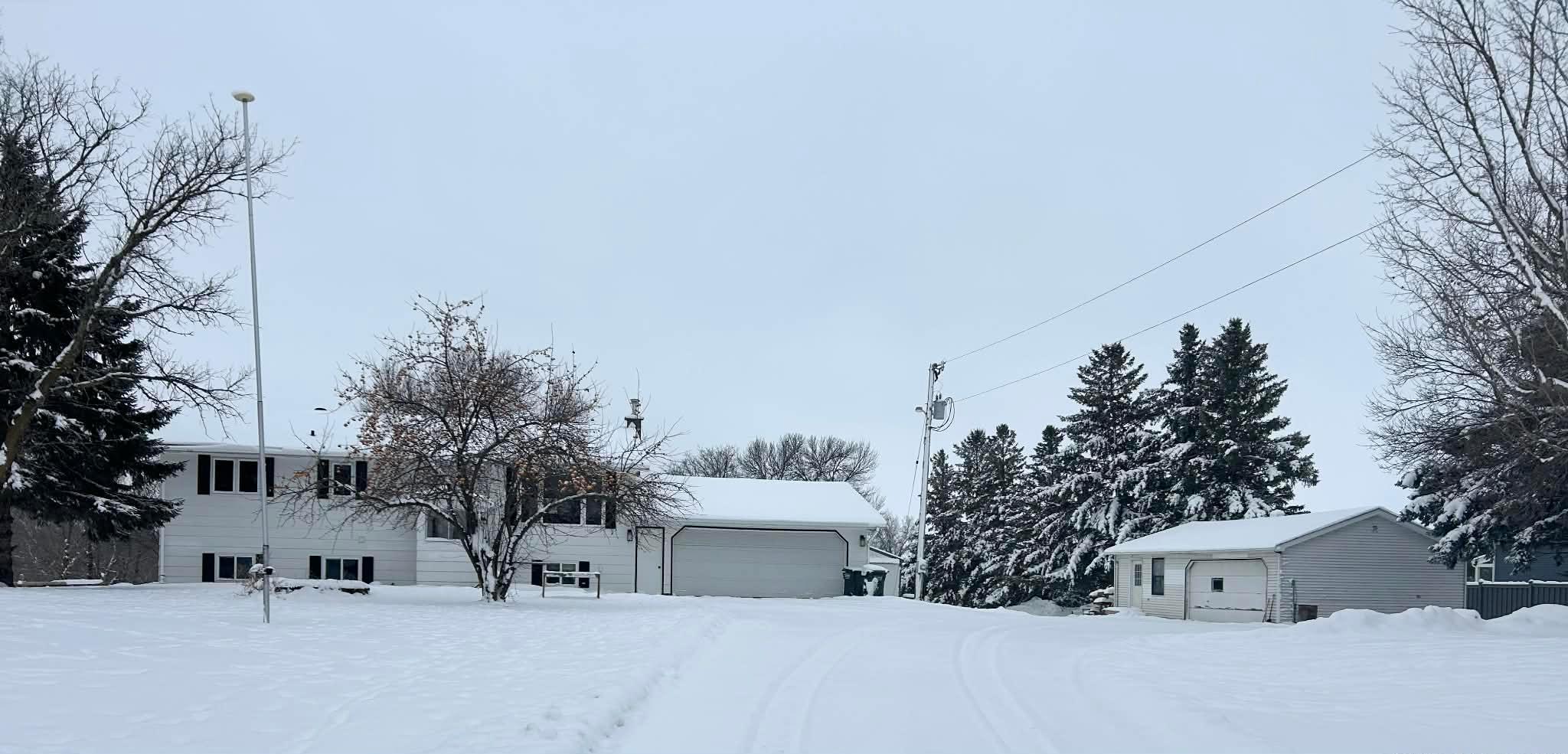 5334 Highway 27 Alexandria, MN 56308 - Photo 1 of 31