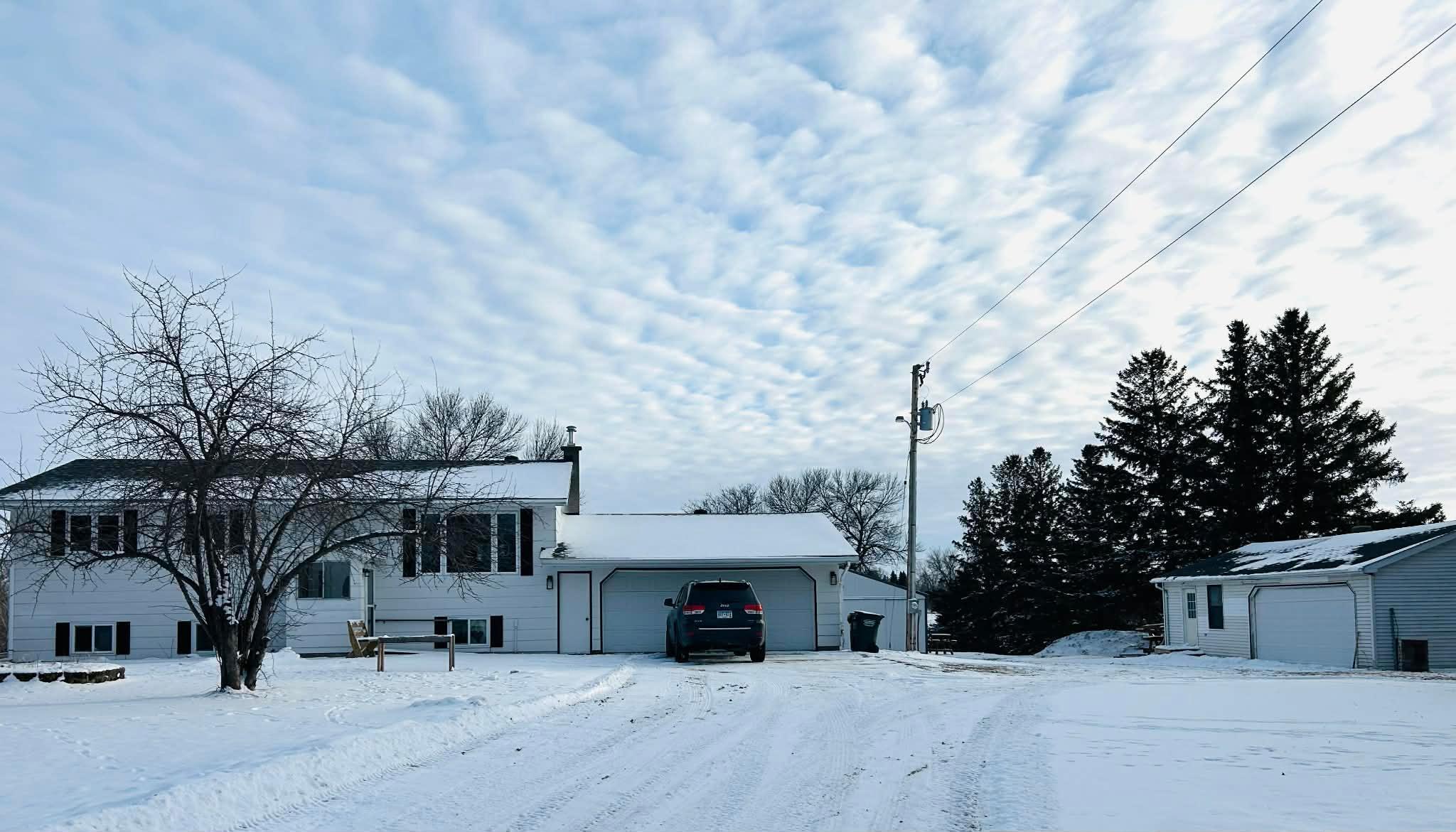 5334 Highway 27 Alexandria, MN 56308 - Photo 3 of 31