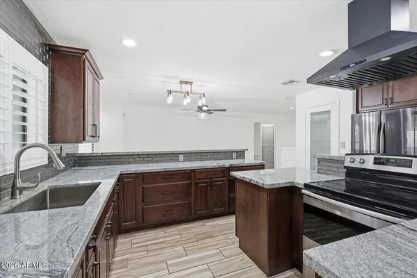 $895,000 | 4322 West Monte Cristo Avenue, Glendale, AZ 85306