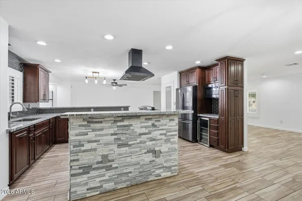 $895,000 | 4322 West Monte Cristo Avenue, Glendale, AZ 85306