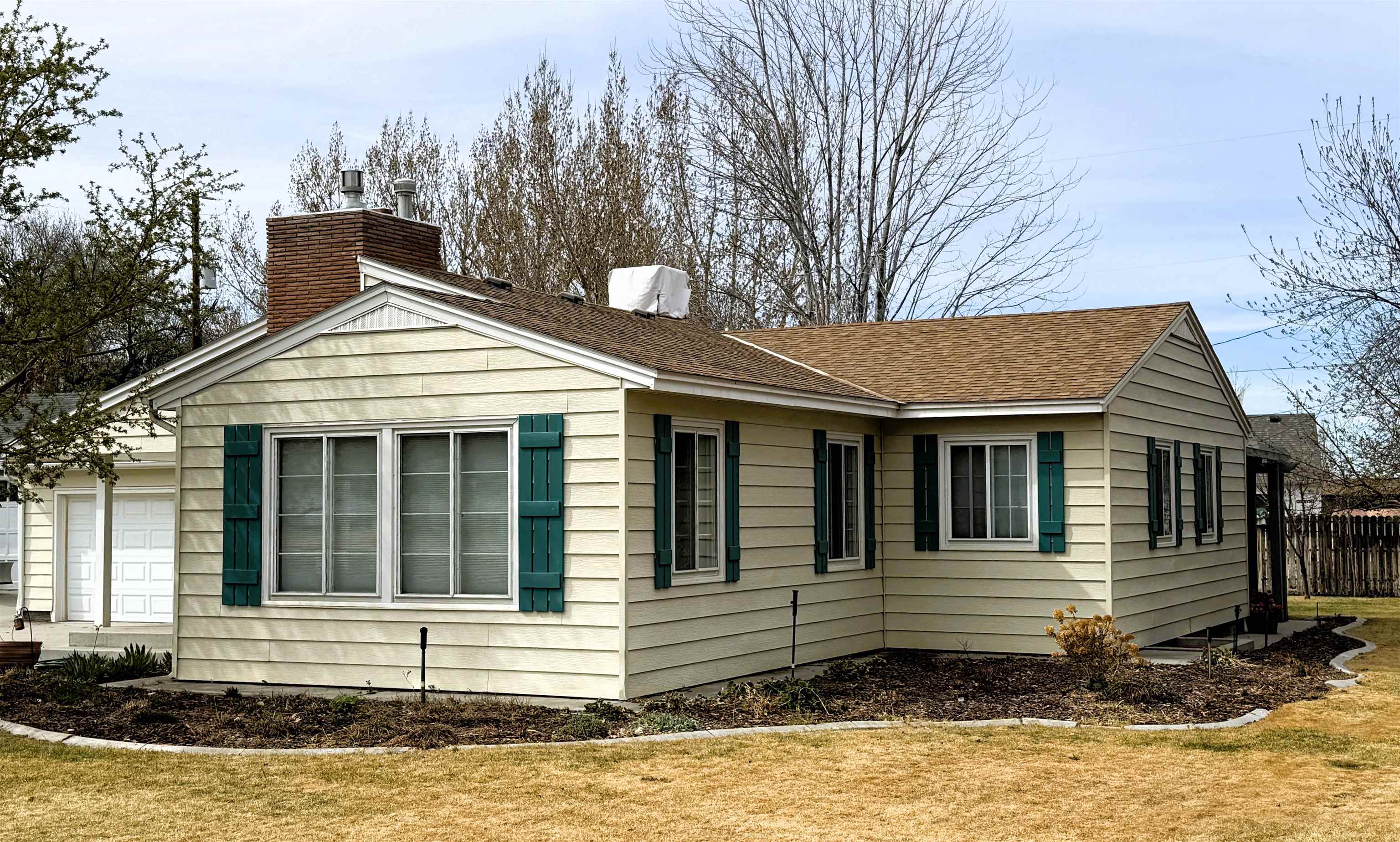 1205 Circle Road Worland, WY 82401 - Photo 3 of 37