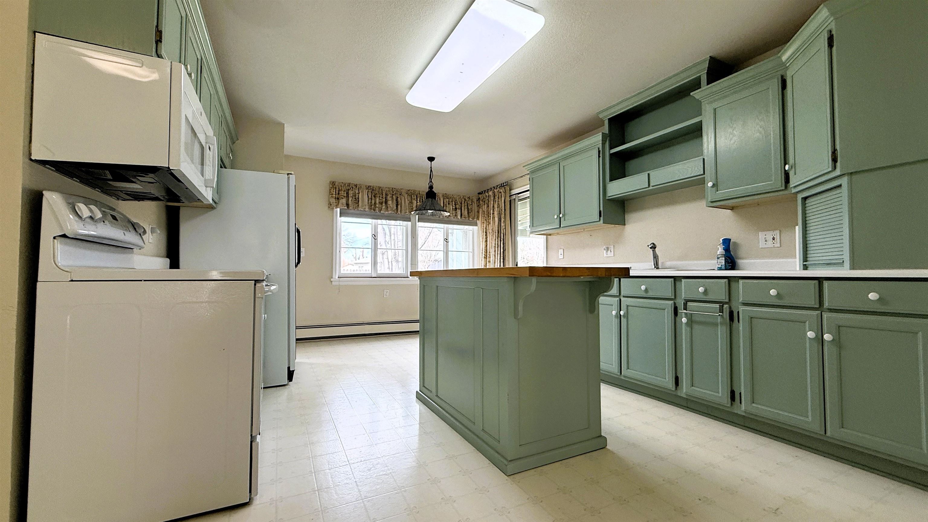 1205 Circle Road Worland, WY 82401 - Photo 10 of 37