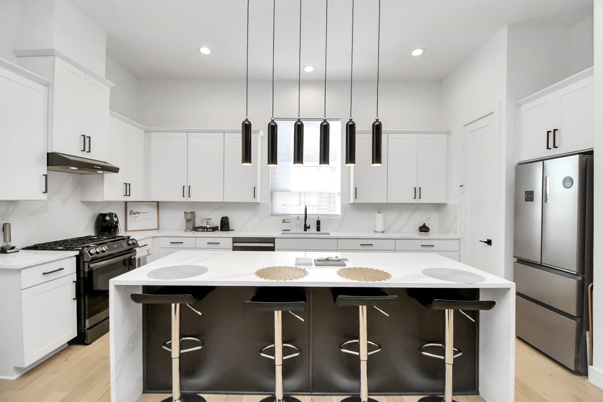1104 Palmer Street Houston, TX 77003 - Photo 17 of 40 a kitchen with a sink and cabinets