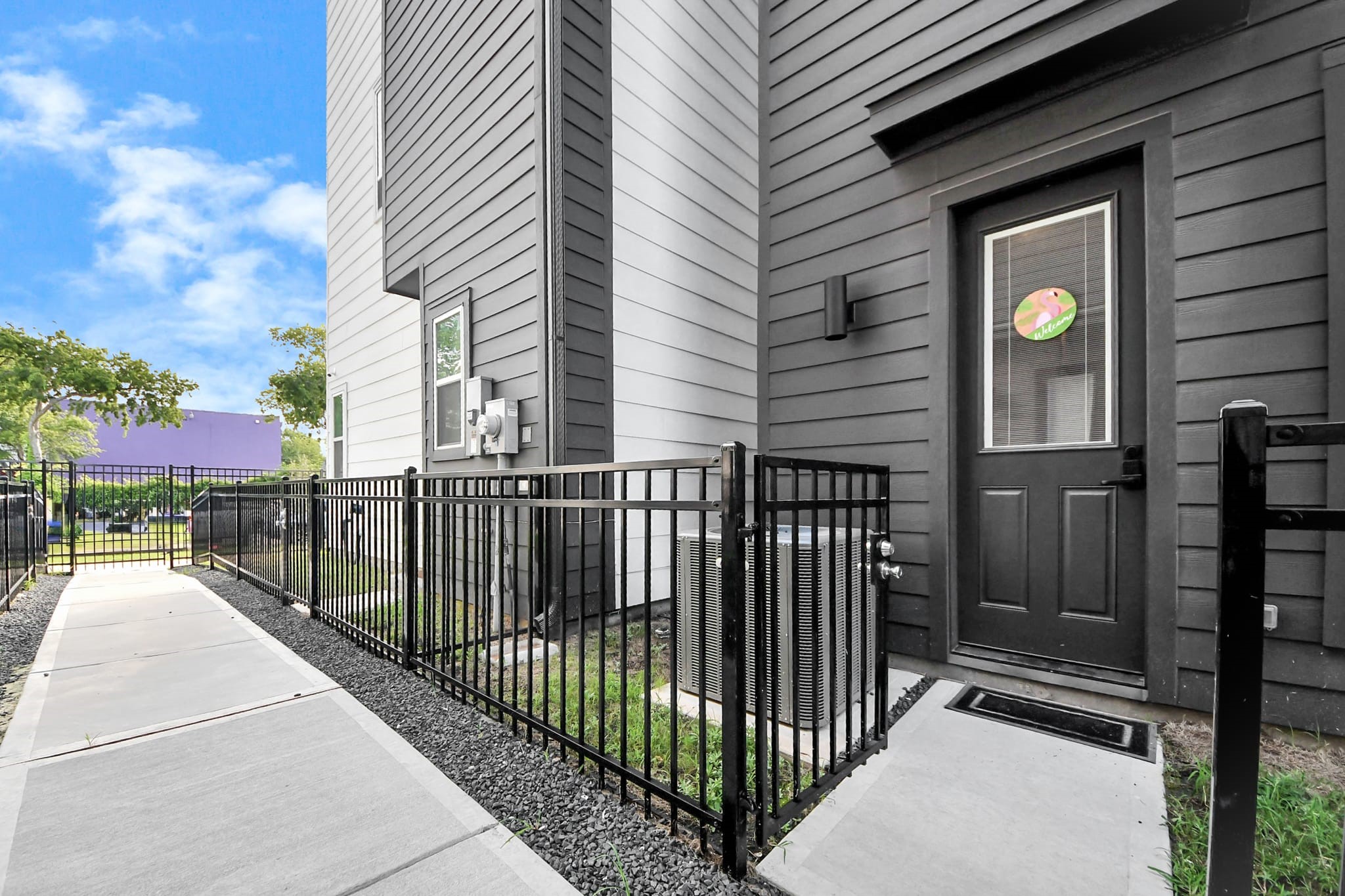 1104 Palmer Street Houston, TX 77003 - Photo 35 of 40 backyard access into 1st level studio apartment
