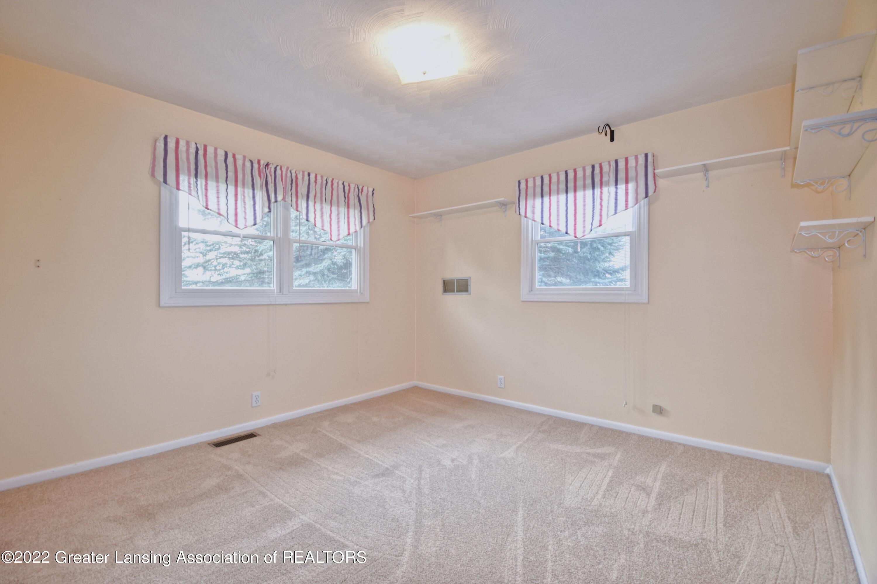 9700 South Luce Road Perrinton, MI 48871 - Photo 19 of 42 18
