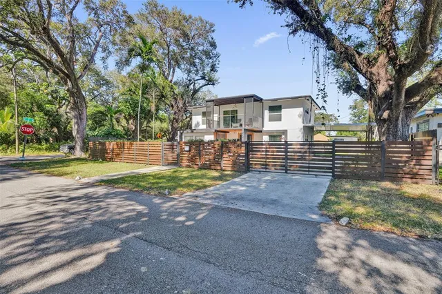 $850,000 | 701 Northeast 164th Street, Miami, FL 33162