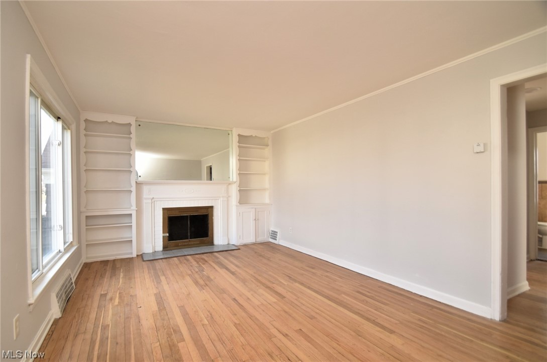 4072 Wilmington Road Cleveland, OH 44121 - Photo 10 of 37