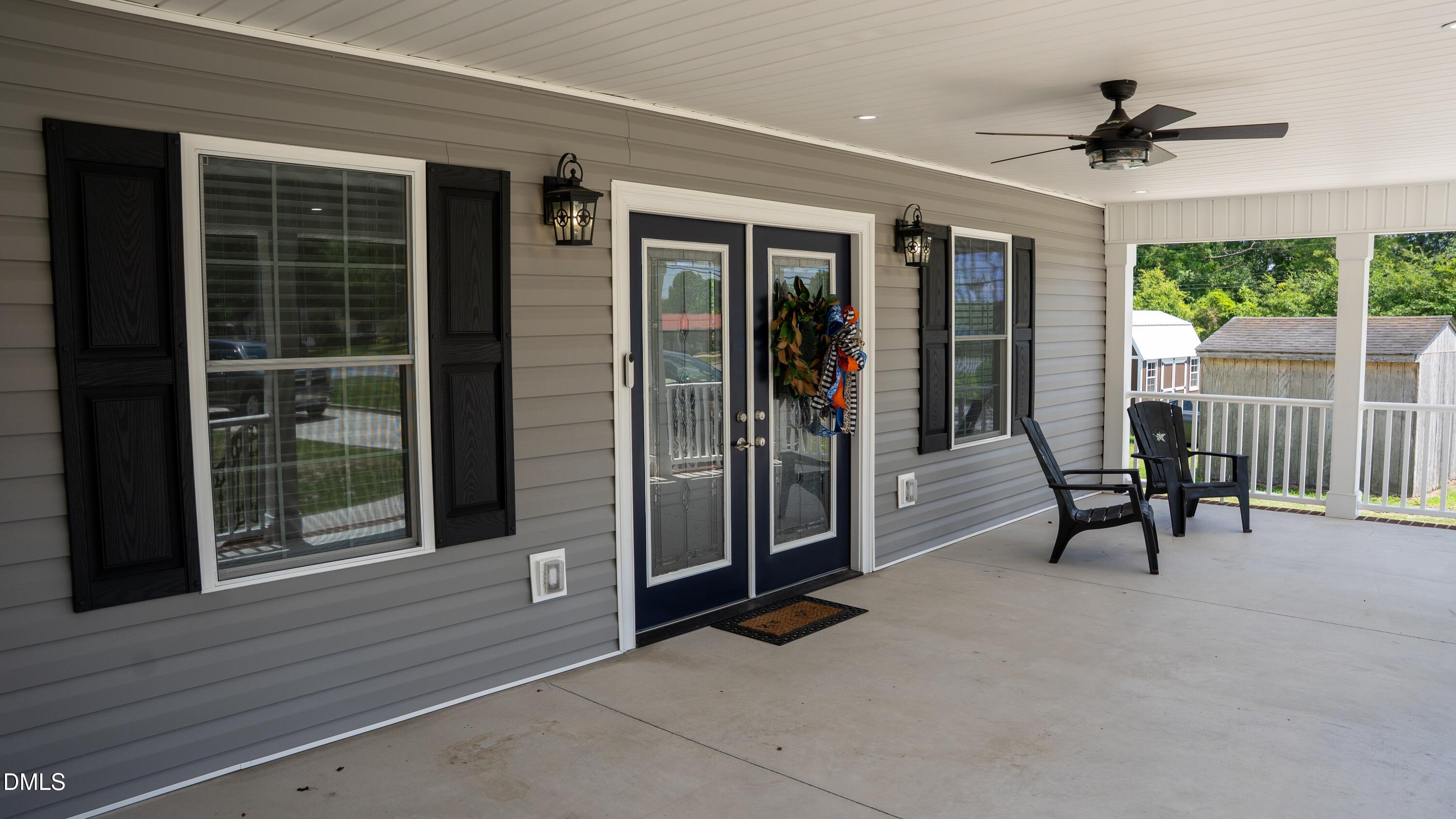 730 NW Boulevard Clinton, NC 28328 - Photo 11 of 68 Front Porch is perfect for entertaining!
